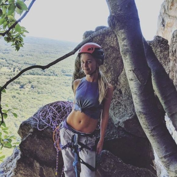 Meet your Posher, Kylee - Picture 4 of 4